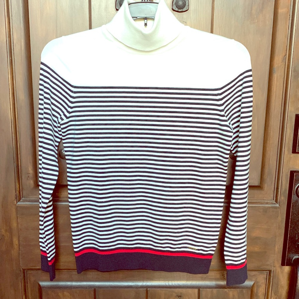✨🆕 Ladies Tommy Hilfiger Striped Turtleneck✨